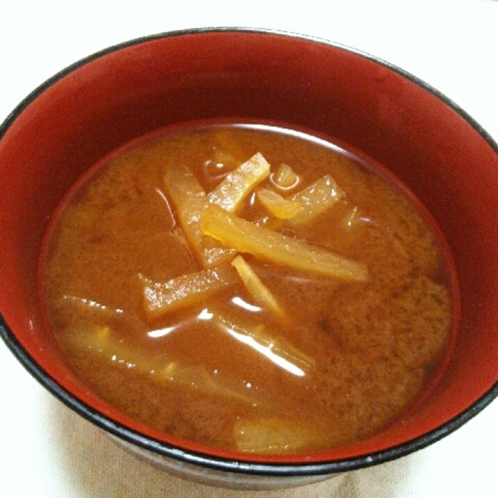 簡単シンプル～♪大根だけの味噌汁♡